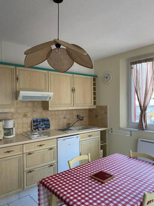 Appartement Au Centre Ville. Котре Экстерьер фото
